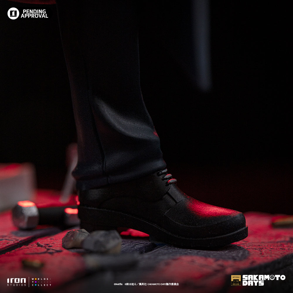 Iron Studios - Deluxe Art Scale 1/10 - Sakamoto Days - Taro Sakamoto Statue 20cm