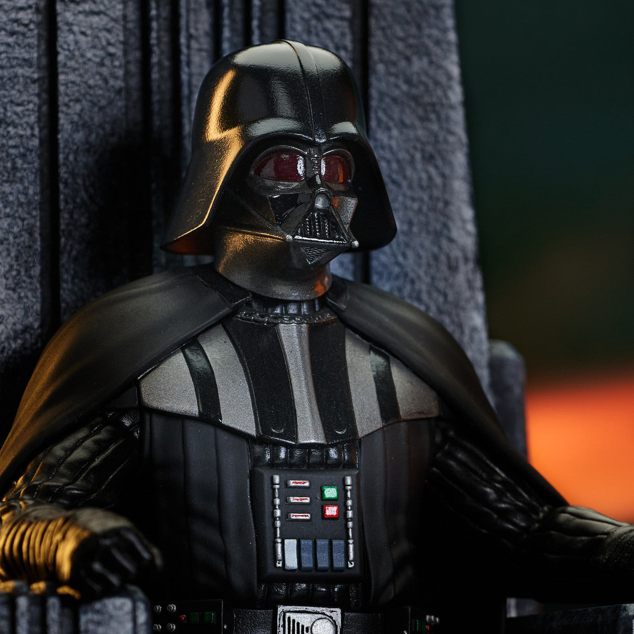 Diamond Select Toys - Star Wars : Obi-Wan Kenobi Premier Collection 1/7 - Dark Vador sur son Trône Statue 25cm - flash vidéo
