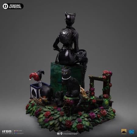 Iron Studios - Deluxe Arts Scale 1/10 - DC Comics - Gotham City Sirens - Catwoman Statue 21cm - flash vidéo