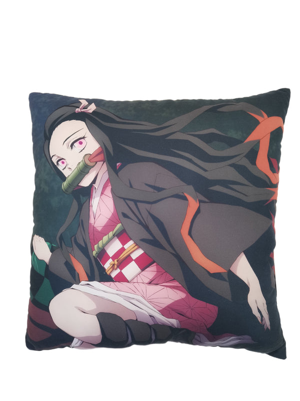 Demon Slayer: Kimetsu no Yaiba - Coussin double face Tanjiro et Nezuko (40x40cm)