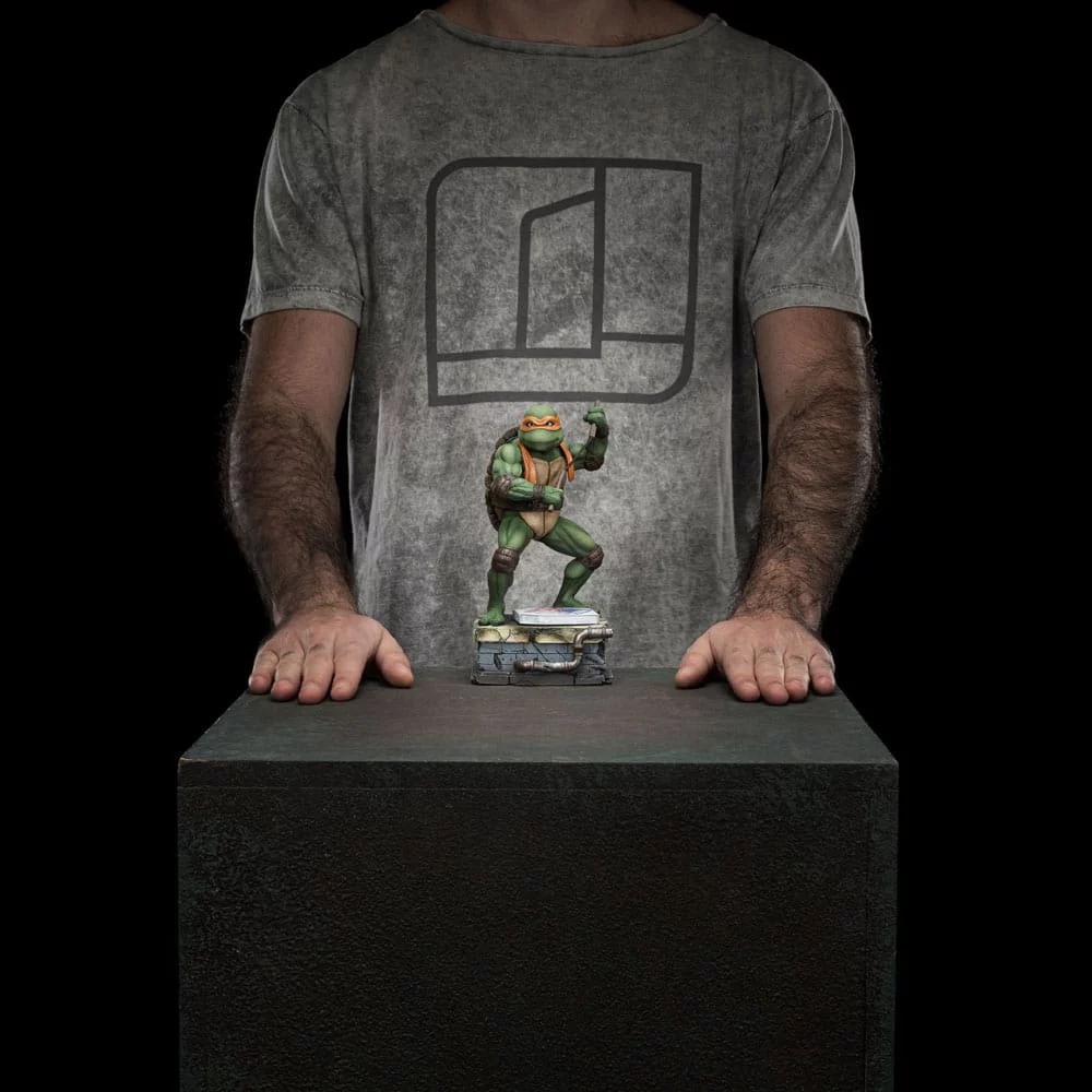 Iron Studios - Art Scale 1/10 - Teenage Mutant Ninja Turtles - Michelangelo Statue 21cm - flash vidéo