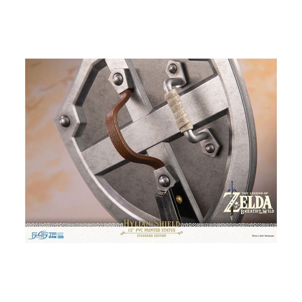 First 4 Figures - The Legend of Zelda : Breath of the Wild - Bouclier Hylien Statue Edition Standard 29cm - flash vidéo