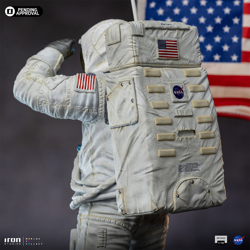 Iron Studios - Art Scale 1/10 - Apollo 11 - Astronaute Statue 23cm - flash vidéo