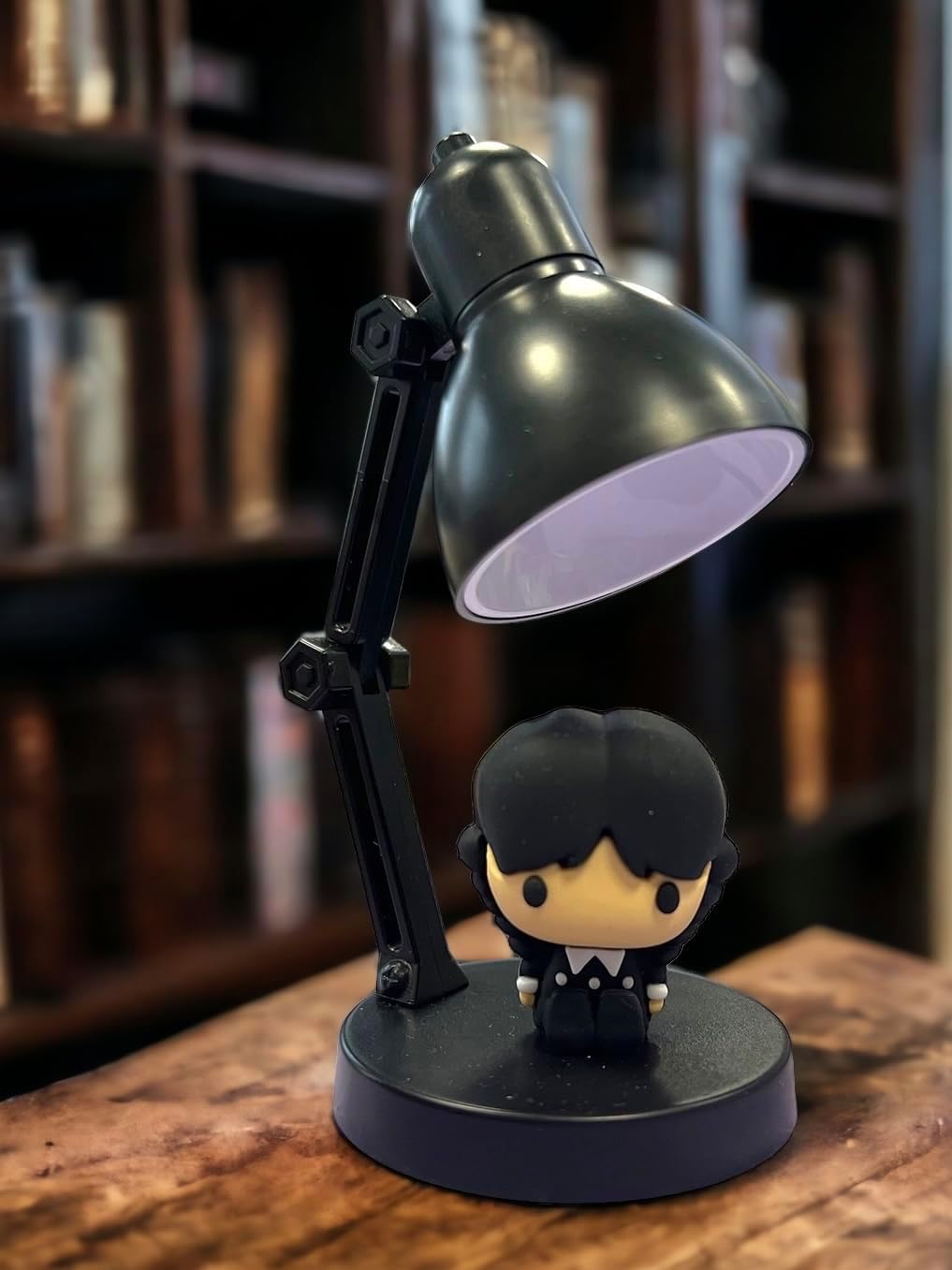 Mercredi - Lampe de bureau Mini Mercredi Addams - flash vidéo