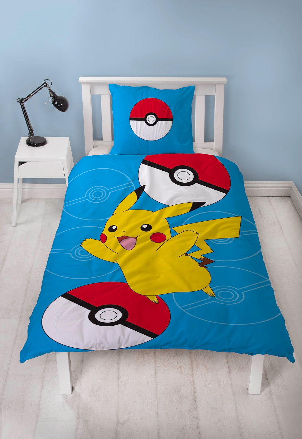 Pokémon - Parure de lit en microfibre Pikachu III (140x200cm + 63x63cm) - flash vidéo