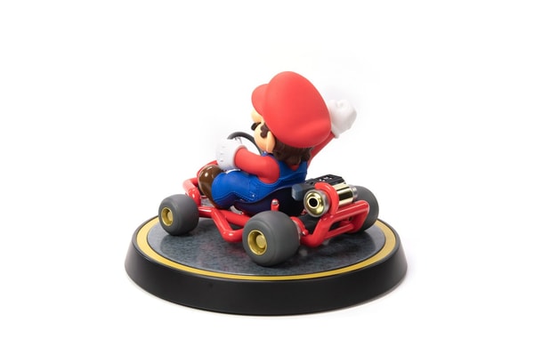 First 4 Figures - Mario Kart - Mario Statue Edition Standard 19cm - flash vidéo