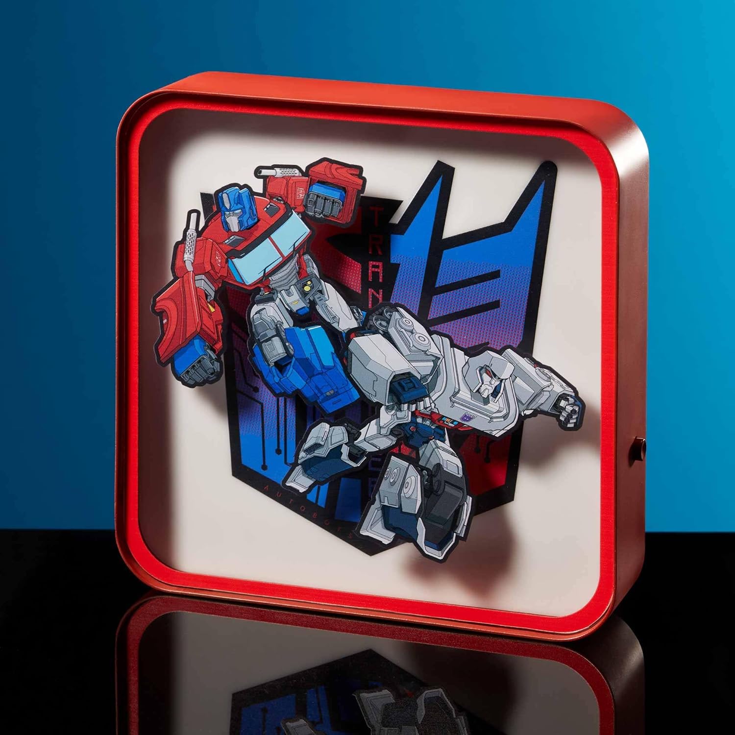 Transformers - Lampe en plexiglas Optimus Prime vs Megatron - flash vidéo
