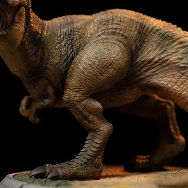 Iron Studios - MiniCo - Jurassic Park - T-Rex Regular Statue 15cm - flash vidéo