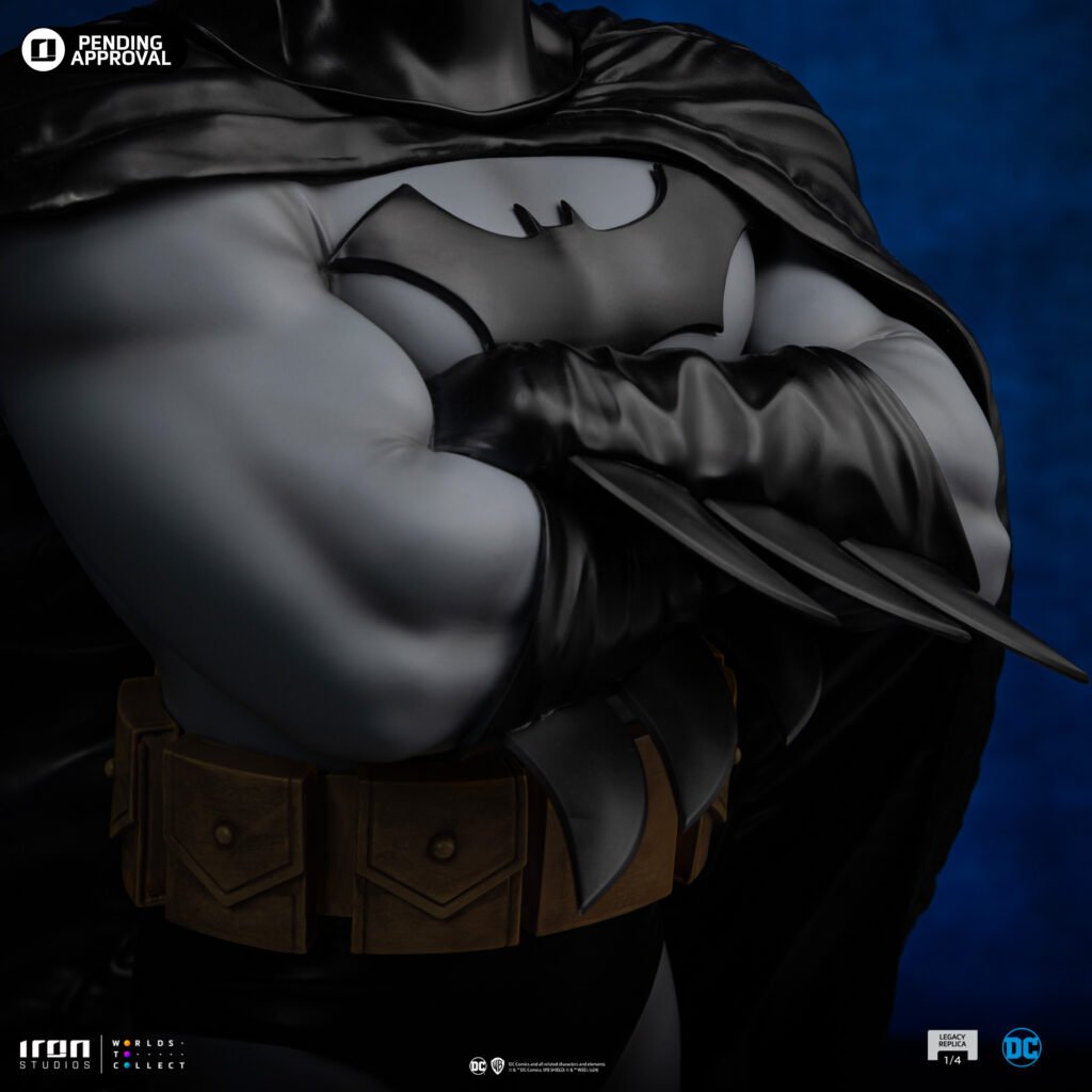 Iron Studios - Legacy Replica 1/4 - DC Comics - DC Trinity - Batman Statue 60cm - flash vidéo
