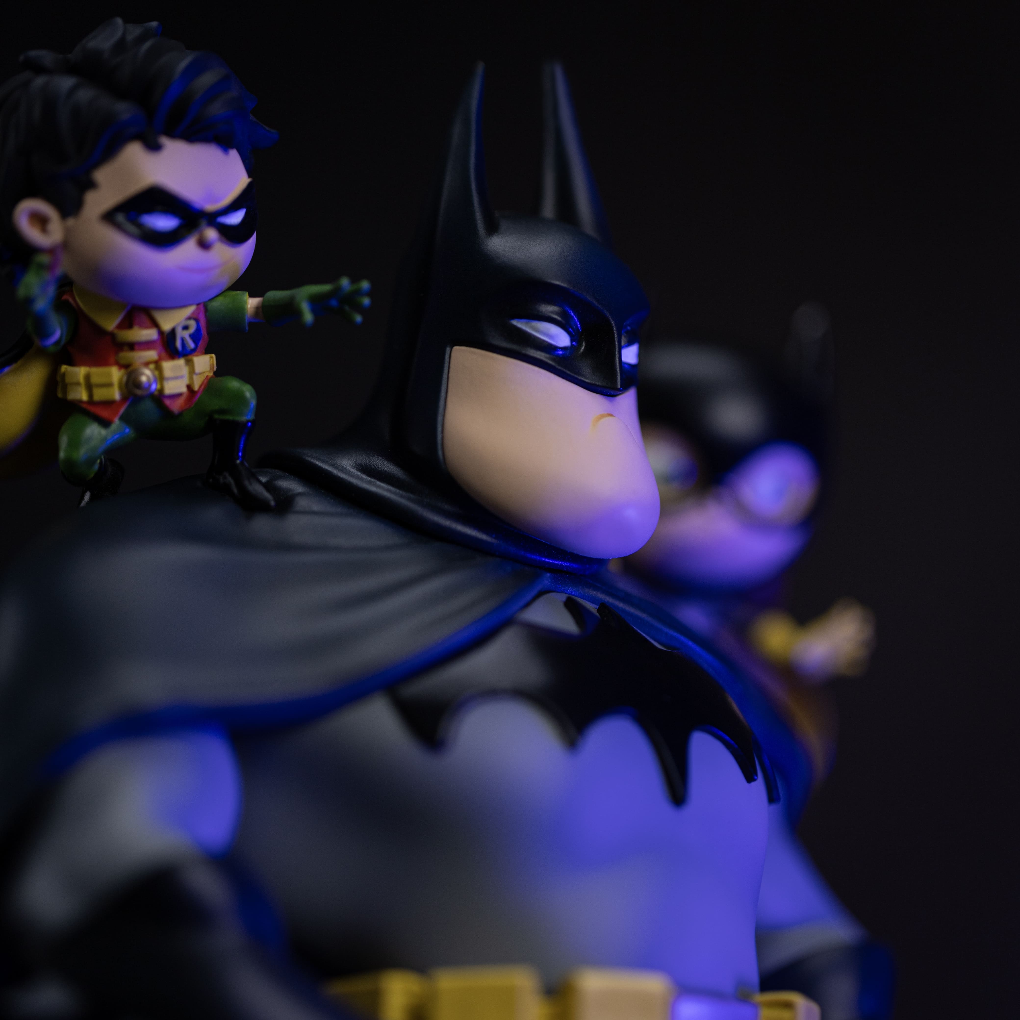 Iron Studios - Animated Icons - DC Comics - Bat Family Statue 18cm - flash vidéo