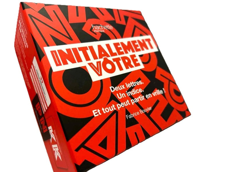 Initialement vôtre : Deux lettres. Un indice. Et tout peut partir en vrille !