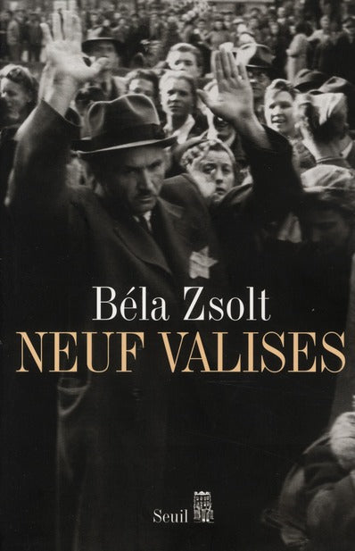 Neuf valises