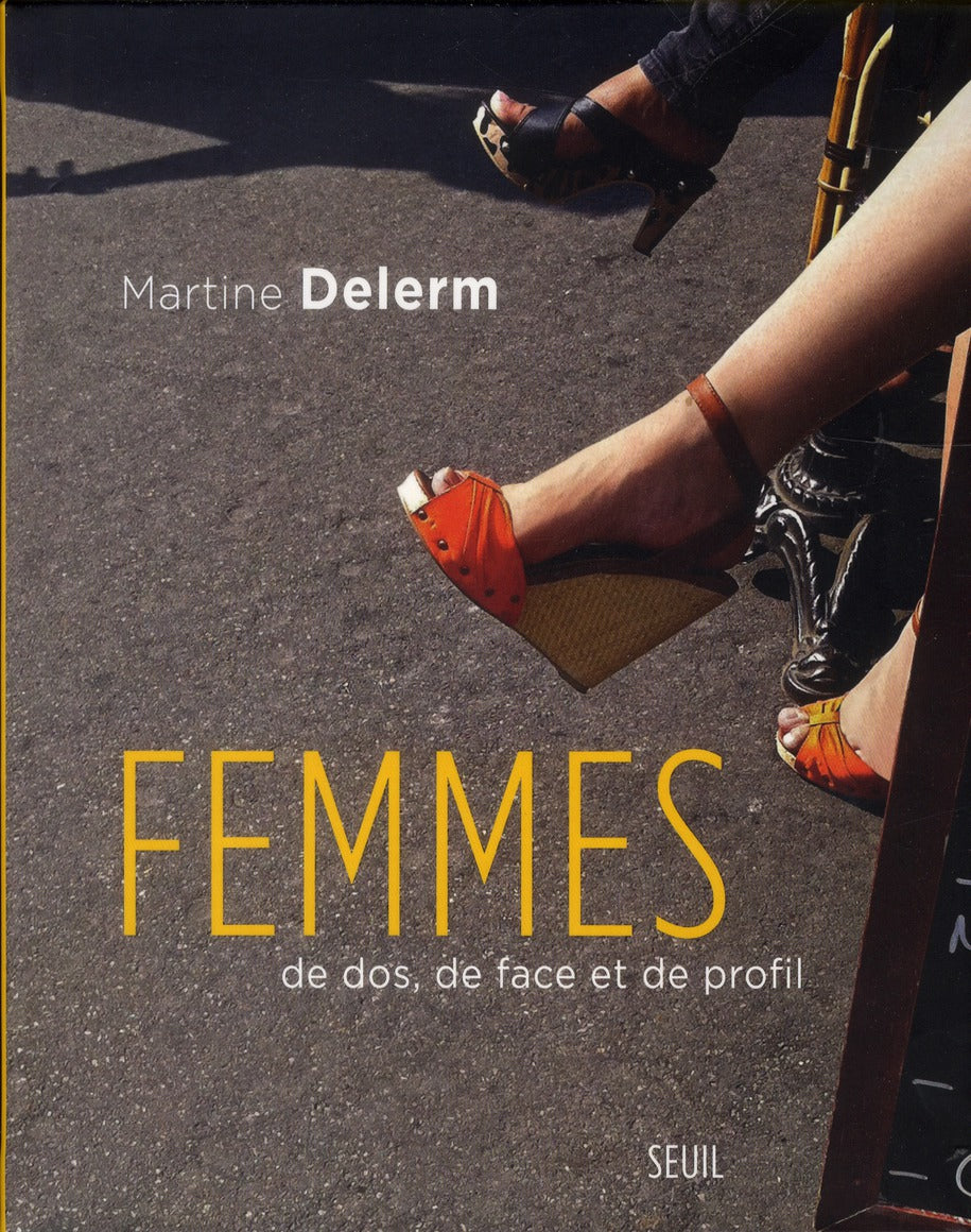 Femmes de dos, de face et de profil