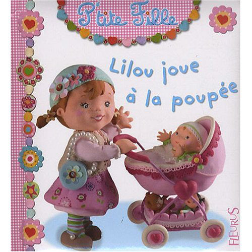 Lilou joue à la poupée - flash vidéo
