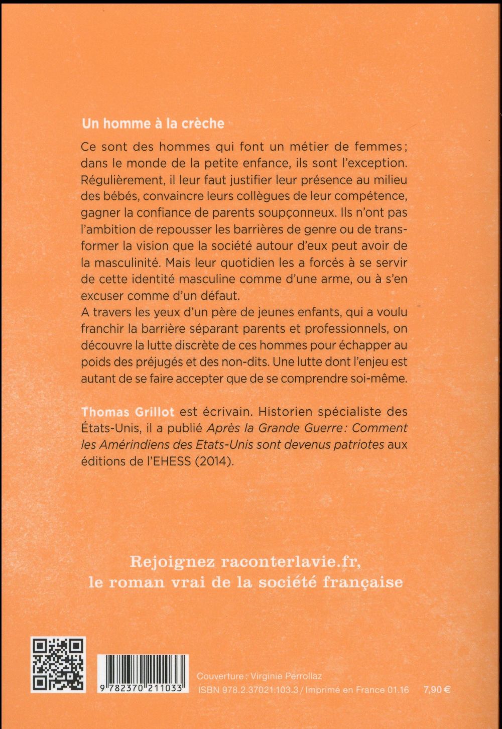 Un homme à la crèche