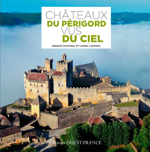 Châteaux du Périgord vus du ciel - flash vidéo