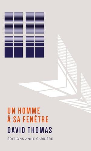 Un homme à sa fenêtre - flash vidéo