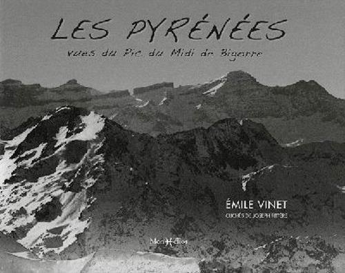 Les Pyrénées vues du pic du Midi de Bigorre ; panorama