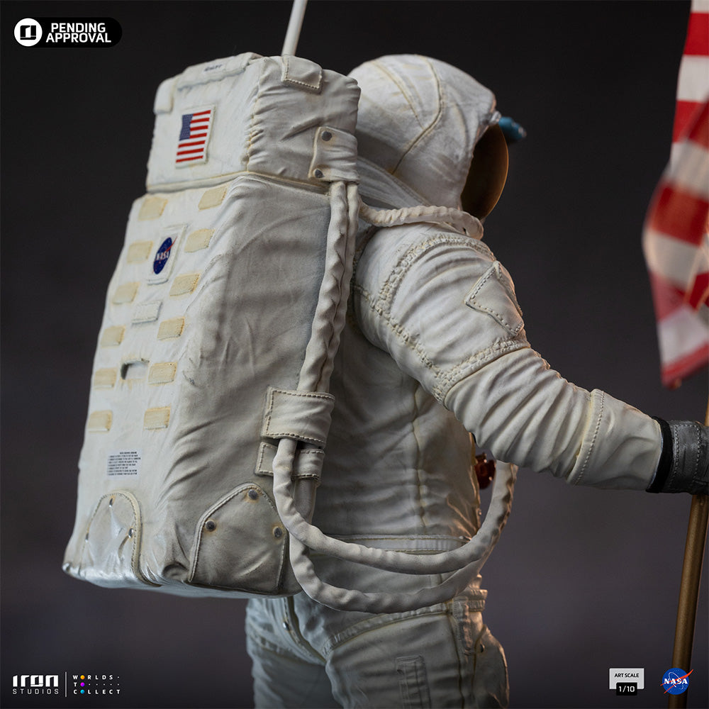 Iron Studios - Art Scale 1/10 - Apollo 11 - Astronaute Statue 23cm - flash vidéo