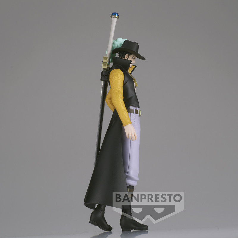 One Piece - The Shukko - Dracule Mihawk Statue 16cm - flash vidéo