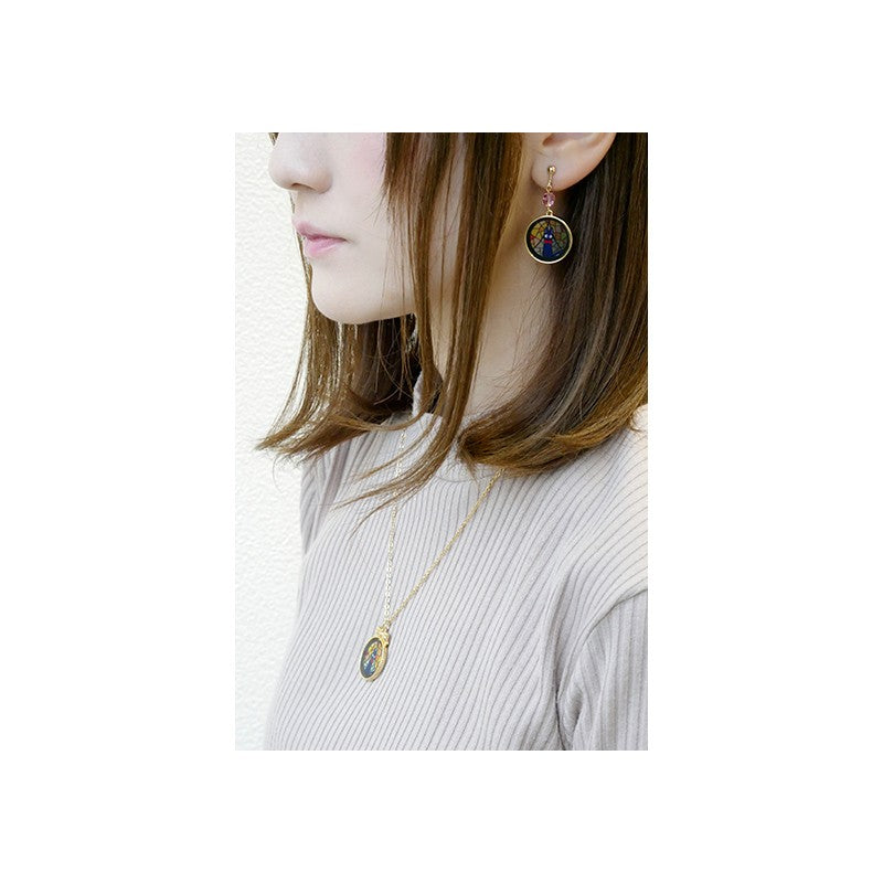 BIJOU PENDENTIF JIJI VITRAIL - KIKI LA PETITE SORCIÈRE
