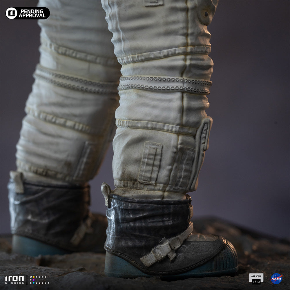 Iron Studios - Art Scale 1/10 - Apollo 11 - Astronaute Statue 23cm - flash vidéo