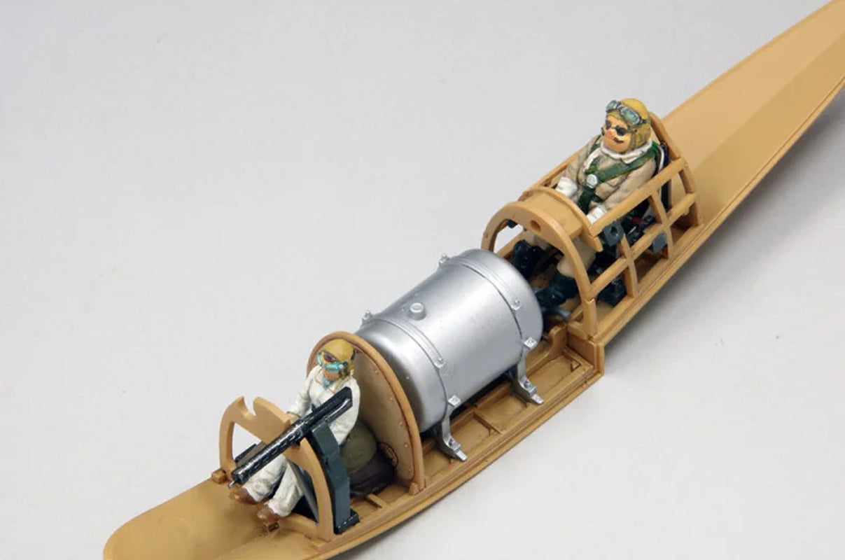 Ghibli - Porco Rosso - Maquette d'hydravion Savoia S.21F Version 2 et figurine de Gina au 1/48
