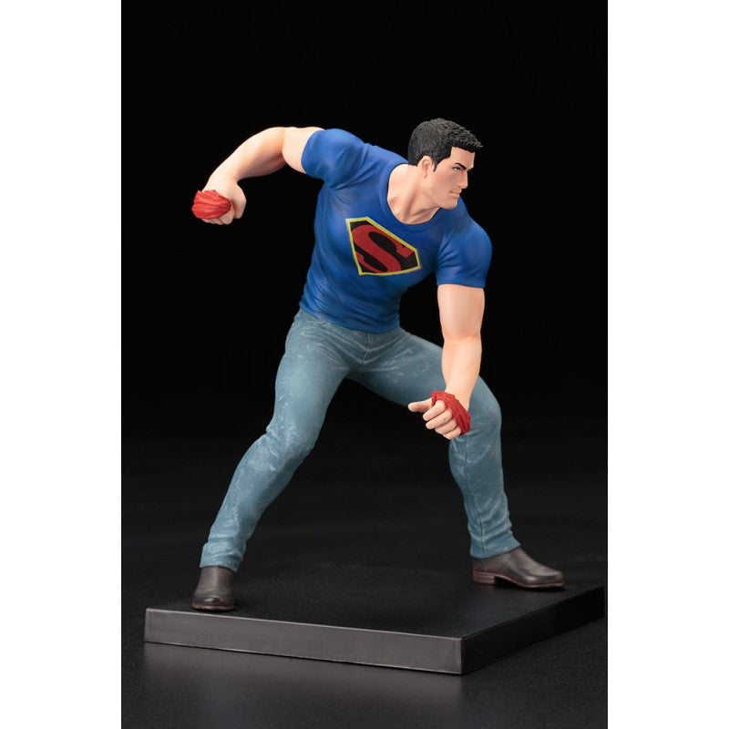 CLARK KENT TRUTH NEW52 ARTFX+ STATUE - KOTOBUKIYA