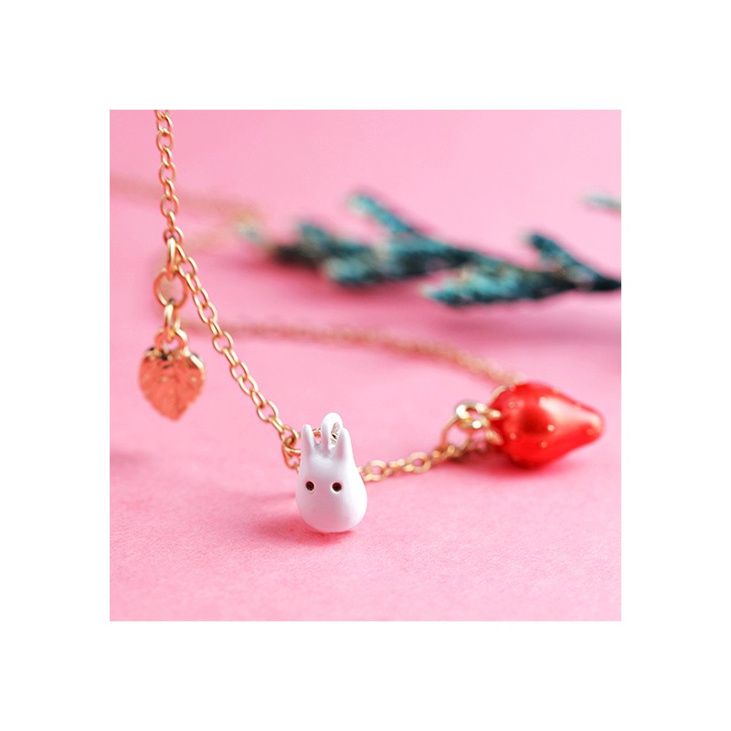 COLLIER TOTORO BLANC ET FRAISES - MON VOISIN TOTORO