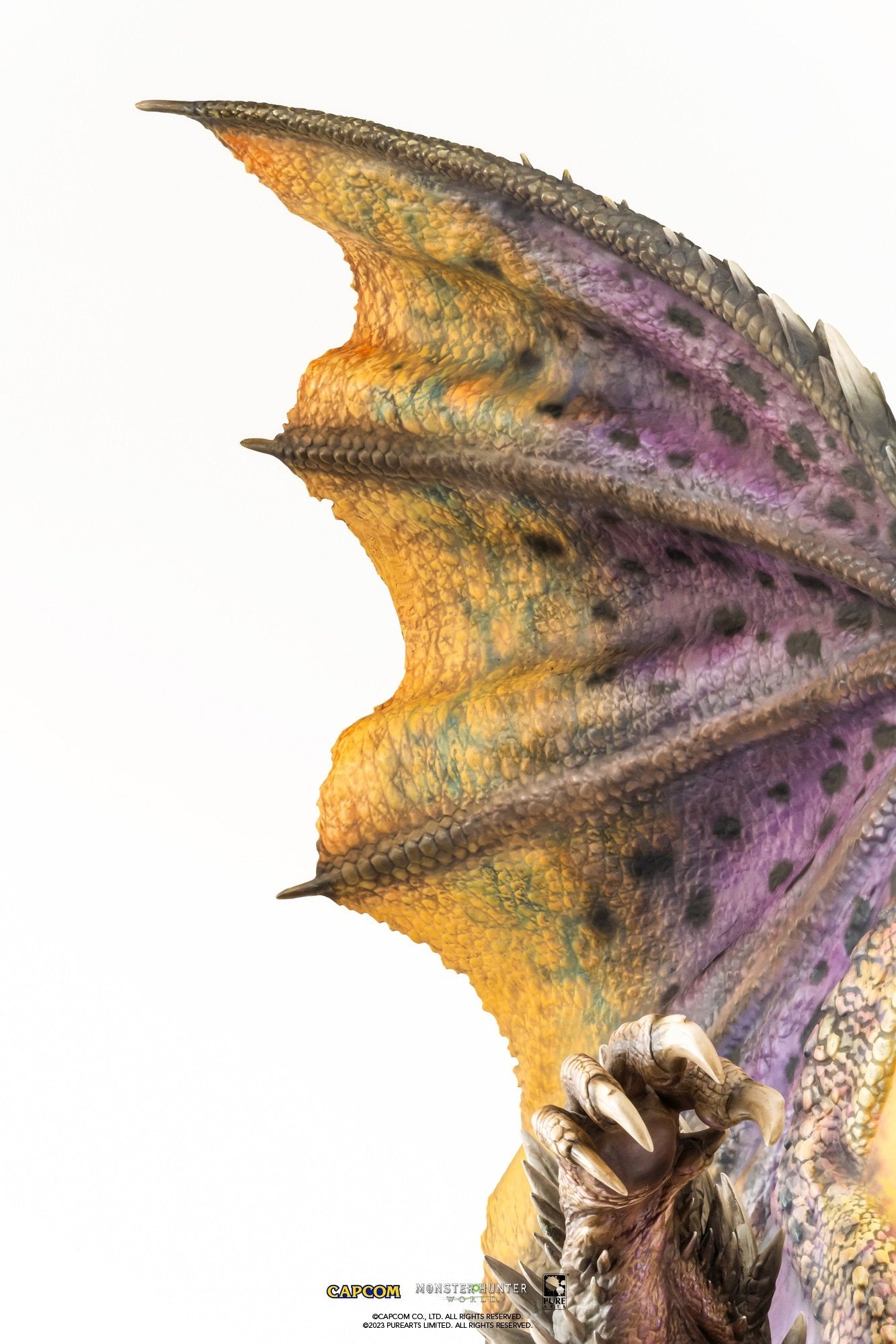 PureArts - 1:26 Scale Statues - Monster Hunter World - Nergigante Statue 76cm - flash vidéo