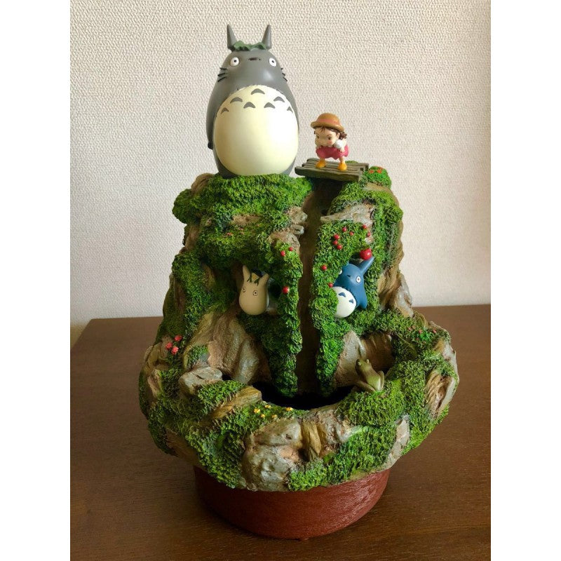 DIORAMA TOTORO & MEI JOUENT DANS LA RIVIÈRE - MON VOISIN TOTORO