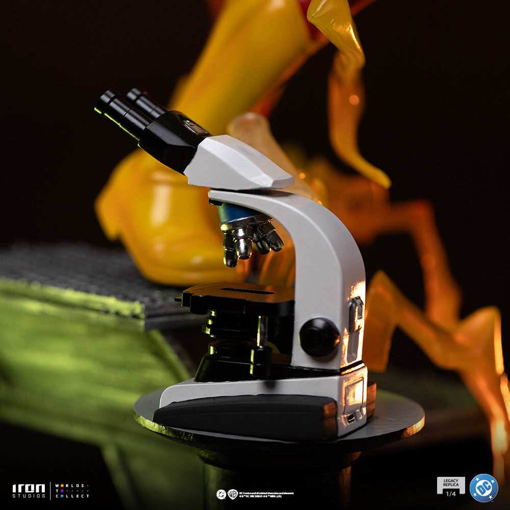 Iron Studios - Legacy Replica 1/4 - DC Comics - The Flash Statue 54cm