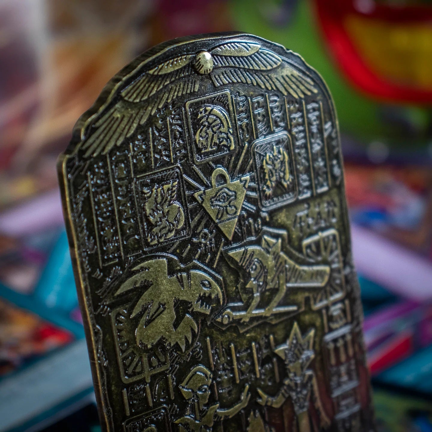 Yu-Gi-Oh! - Réplique en métal de la Tablette des Souvenirs Perdus en édition limitée