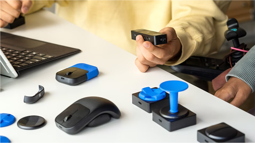 Microsoft - Joystick Adaptatif pour Microsoft Surface