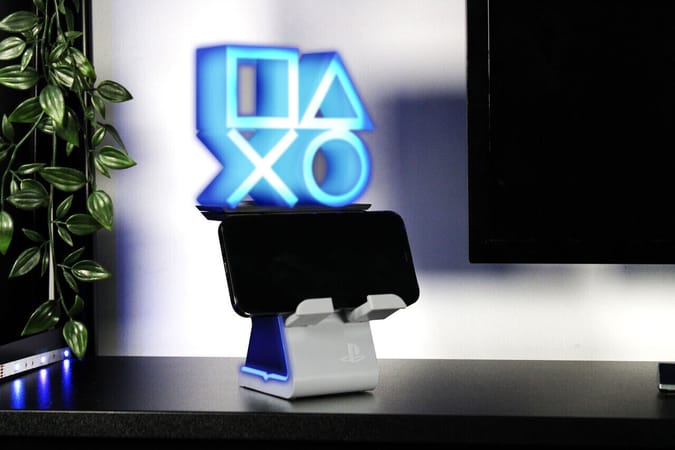 Cable Guys Ikon - Sony - Playstation Logo Support Lumineux Chargeur pour Téléphone et Manette - flash vidéo