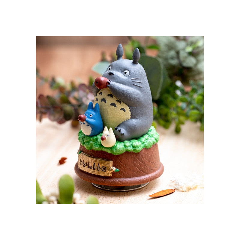 GRANDE STATUE MUSICALE TOTORO JOUE DE L’OCARINA - MON VOISIN TOTORO