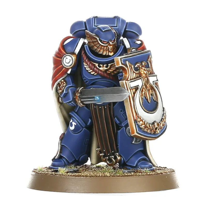 Marneus Calgar avec Garde d'Honneur Victrix