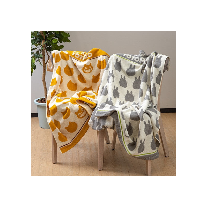 COUVERTURE DE SIESTE TOTORO GRIS 85X115 CM - MON VOISIN TOTORO