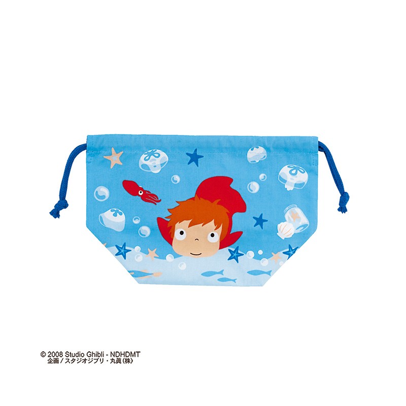 SACOCHE À CORDON PONYO DANS LA MER 17X26 - PONYO SUR LA FALAISE