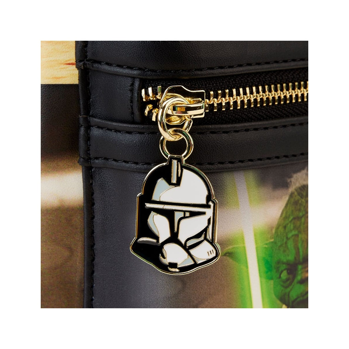 Loungefly: Lucasfilm - Star Wars - Episode Two Attack Of The Clones Scene Mini Backpack - flash vidéo