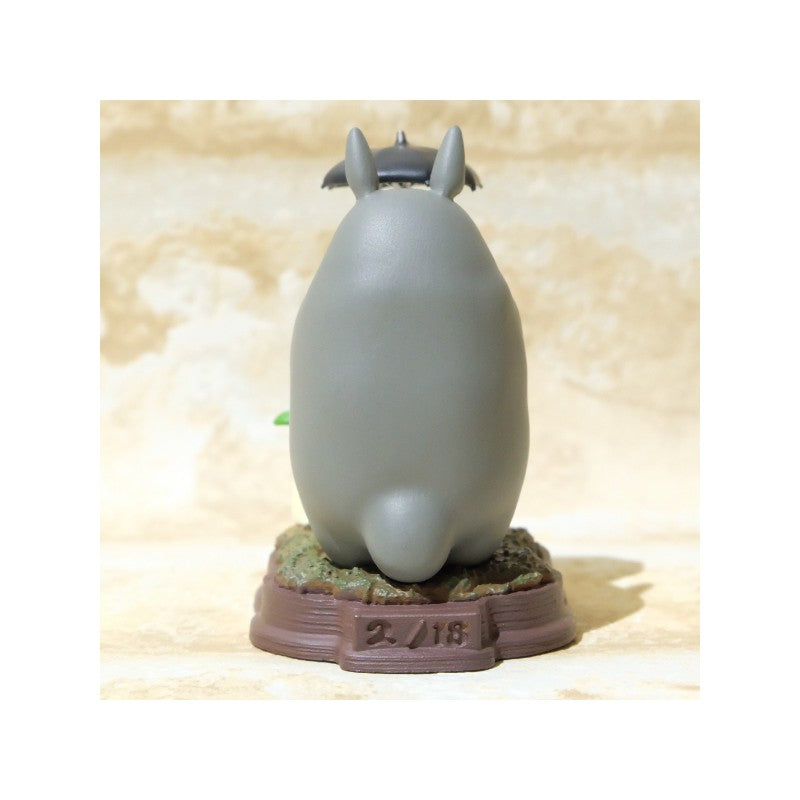 STATUE COLLECTION STOP MOTION TOTORO GRIS DONDOKO POSE 2 - MON VOISIN