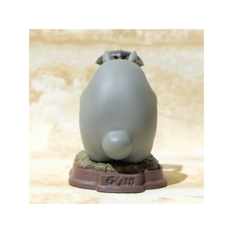 STATUE COLLECTION STOP MOTION TOTORO GRIS DONDOKO POSE 6 - MON VOISIN