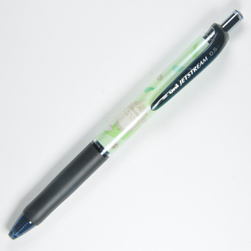 STYLO À BILLE TOTORO SUR UNE FEUILLE - MON VOISIN TOTORO