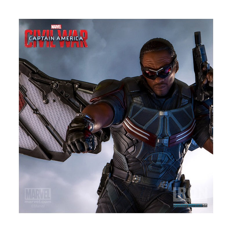 THE FALCON 1/4 STATUE - CACW - IRON STUDIOS