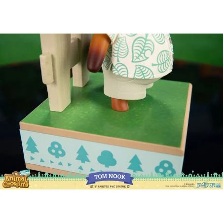 First 4 Figures - Animal Crossing: New Horizons - Tom Nook Statue Edition Standard 21cm