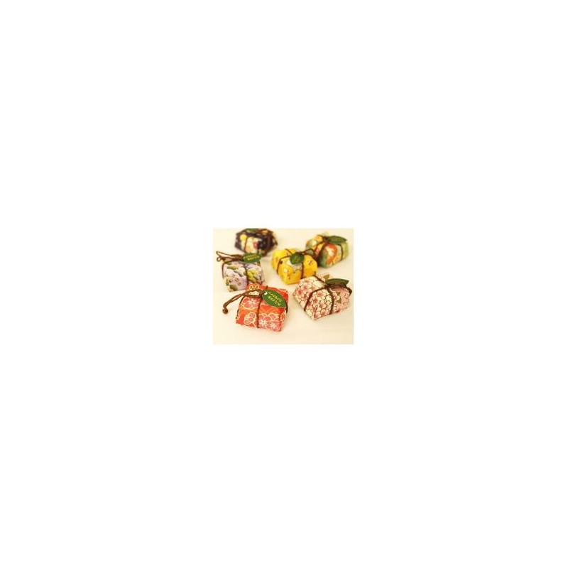 TOTORO PIERRES SOUVENIR