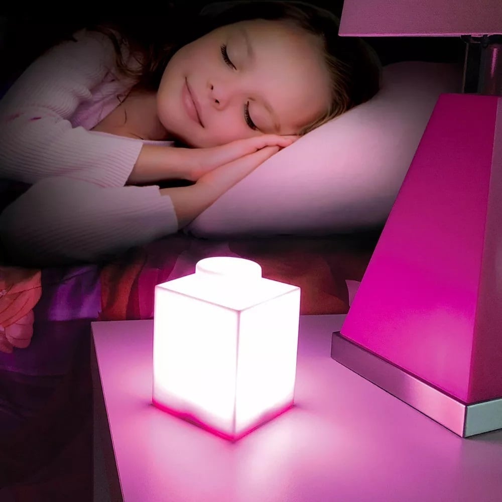 Veilleuse LED en silicone brique Lego - Rose - flash vidéo