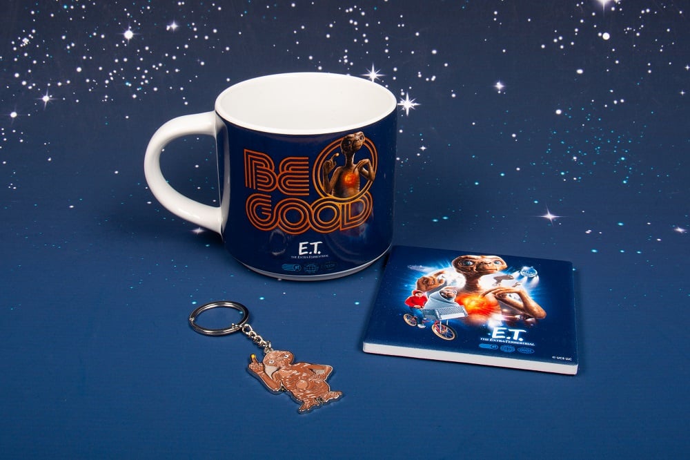 E.T., l'extra-terrestre - Coffret cadeau mug, dessous de verre et porte-clés - flash vidéo