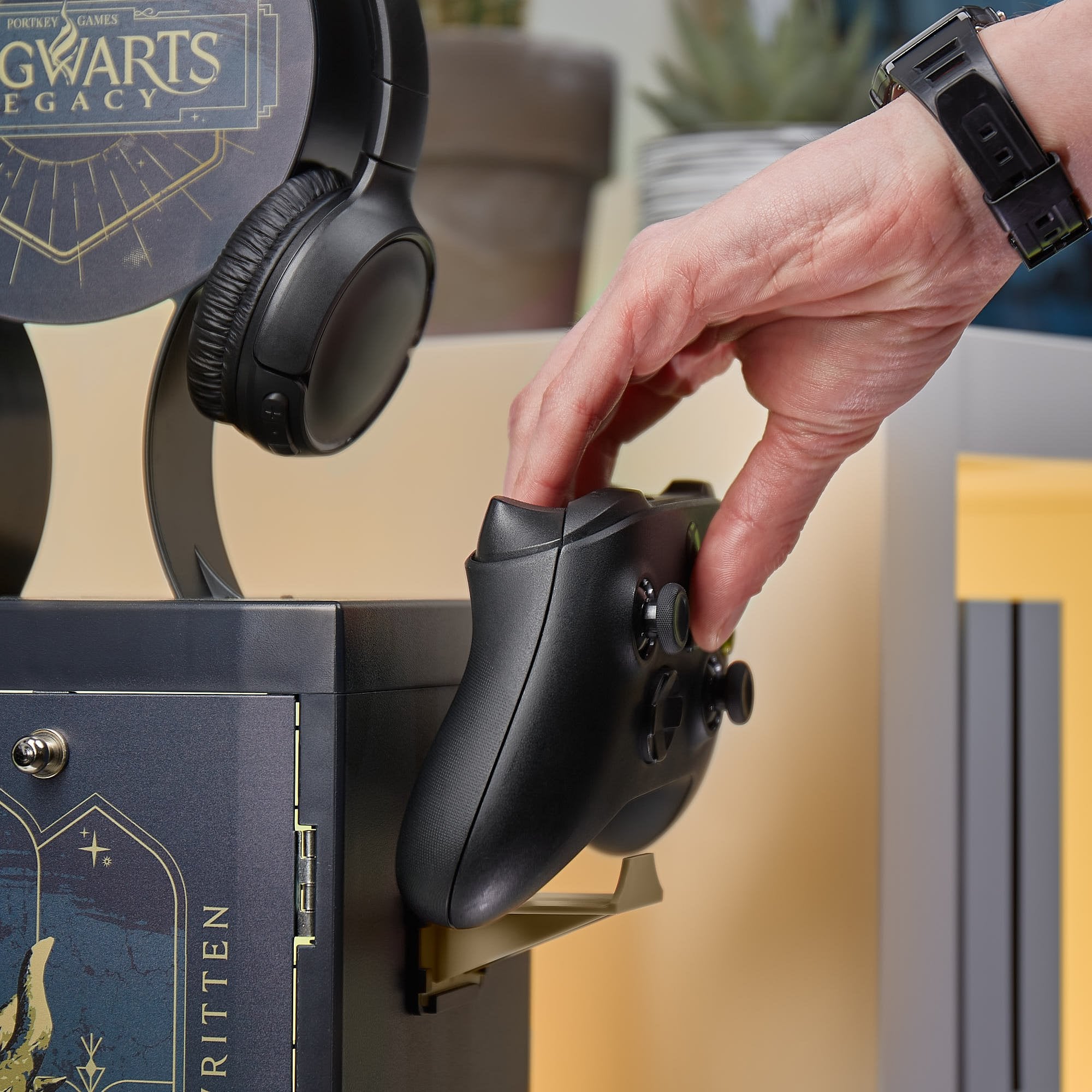 Numskull - Meuble de rangement inspiré de Hogwarts Legacy pour gamer - flash vidéo