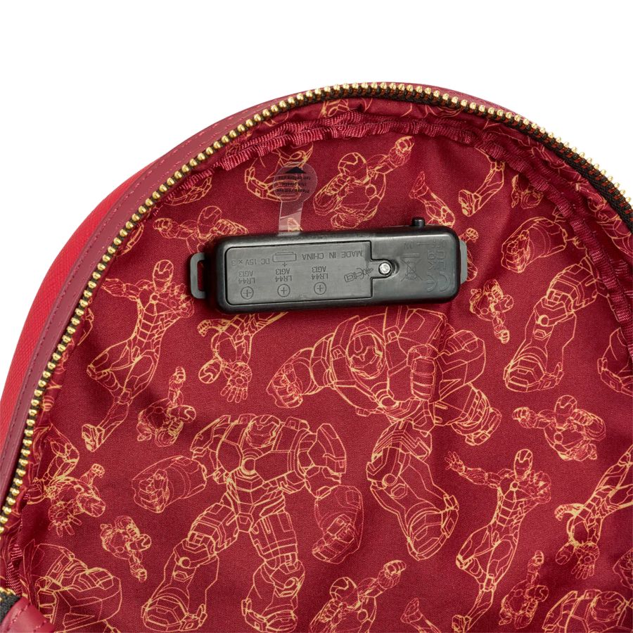 Loungefly: Marvel - Iron Man - Hulkbuster Mini Backpack - flash vidéo